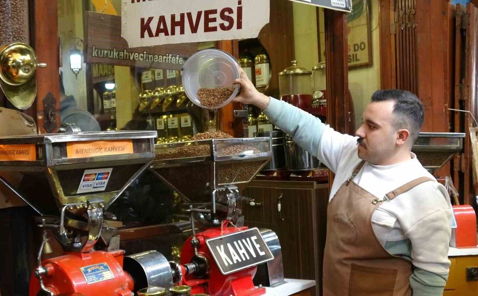 Gaziantep'te bayramların geleneksel ikramı: Türk kahvesi