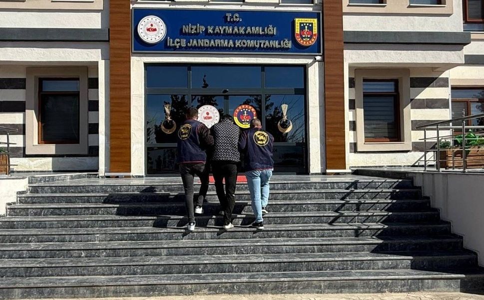 Gaziantep'te kesinleşmiş 10'ar yıl hapis cezalarıyla aranan 3 şahıs yakalandı