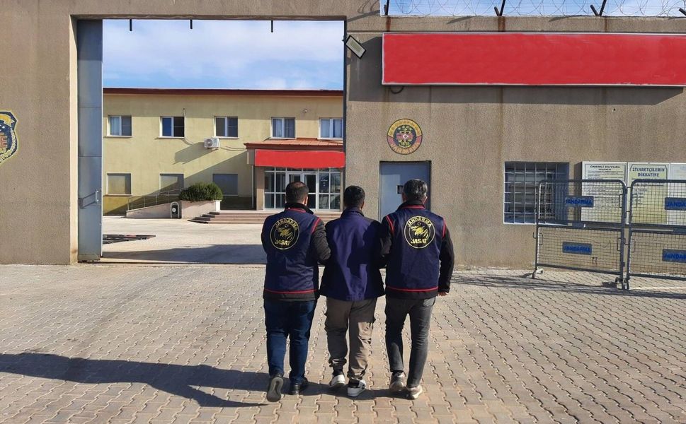 Gaziantep'te kesinleşmiş 17 yıl cezayla aranan şahıs yakalandı