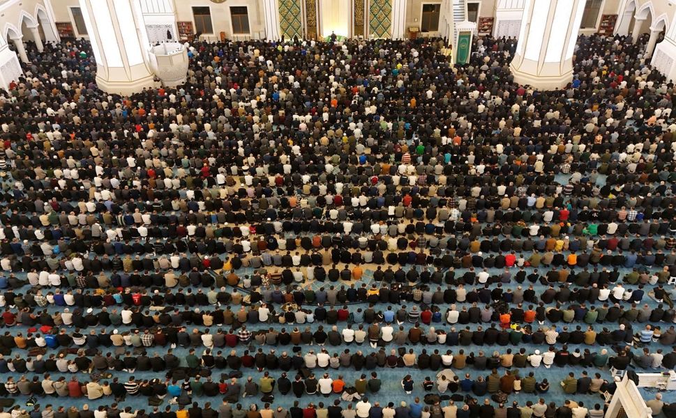 Kadir Gecesi'nde Şahinbey Millet Cami doldu taştı