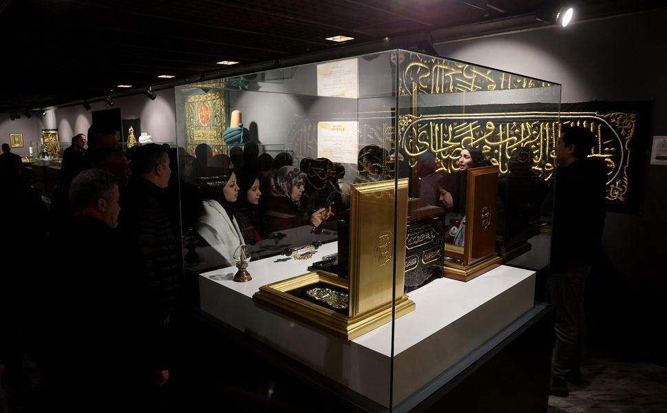 Mukaddes Emanetler, Gaziantep'te vatandaşlarla buluşuyor