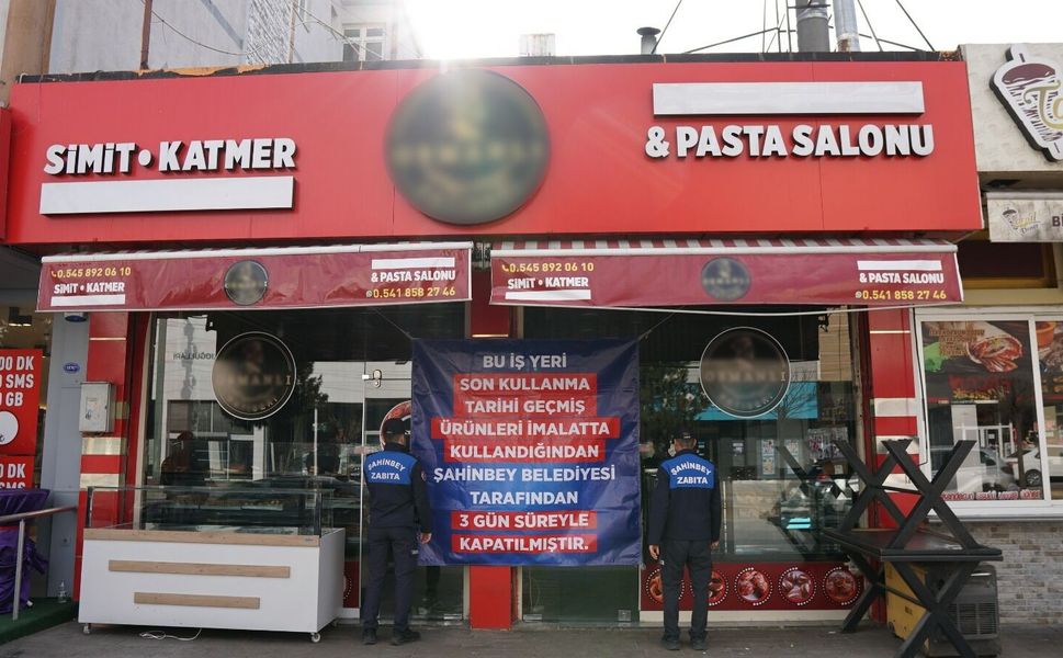 Şahinbey Belediyesi zabıta ekipleri usulsüzlüğe göz açtırmıyor