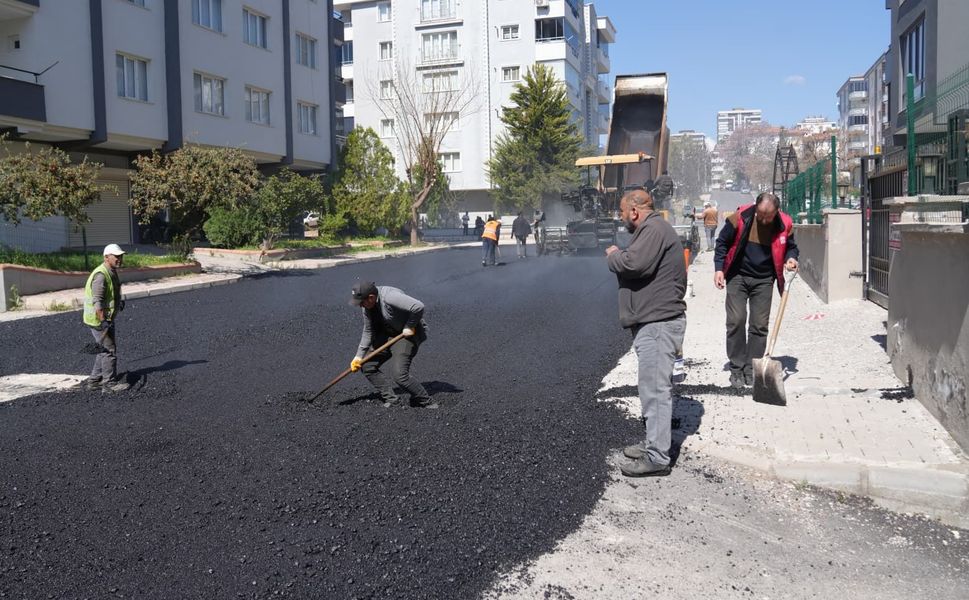 Şehitkamil'de yollar yenileniyor