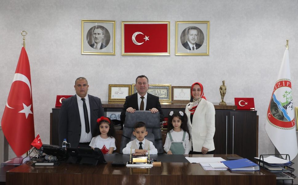 Başkan Doğan, koltuğunu devretti