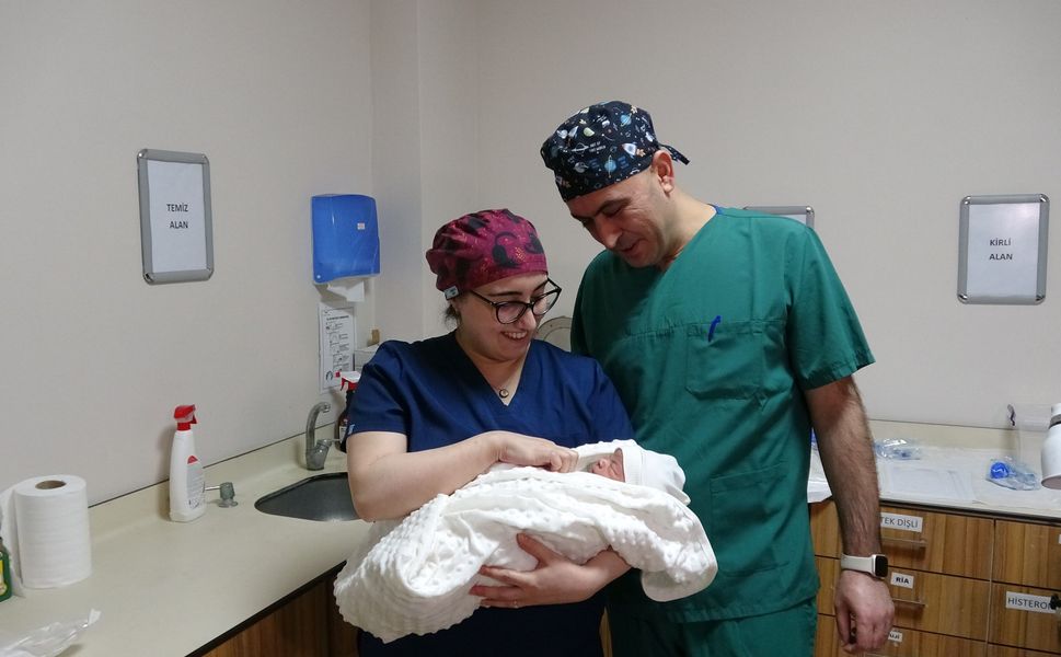 Gaziantep'te ameliyathanede başlayan aşk evlilikle taçlandı