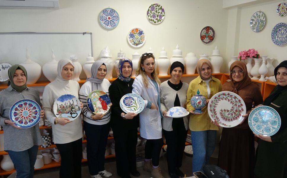 Gaziantep'te çini kursu açıldı! Kadınların ellerinde hayat buluyor...