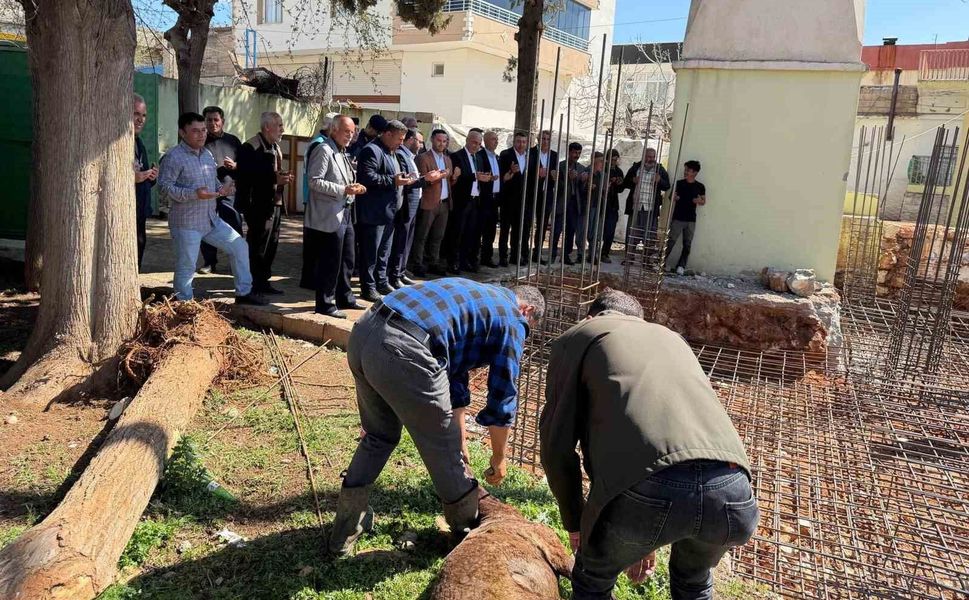 Araban'da depremde yıkılan Fıstıklıdağ Mahallesi Camisinin temeli atıldı