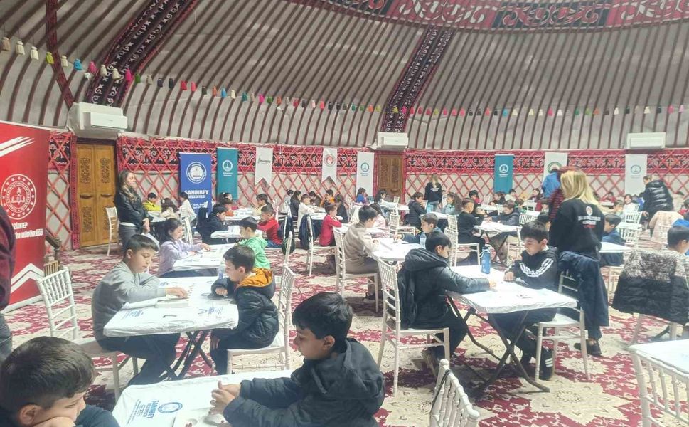 Çocuklar 23 Nisan'ı Şahinbey'de kutladı