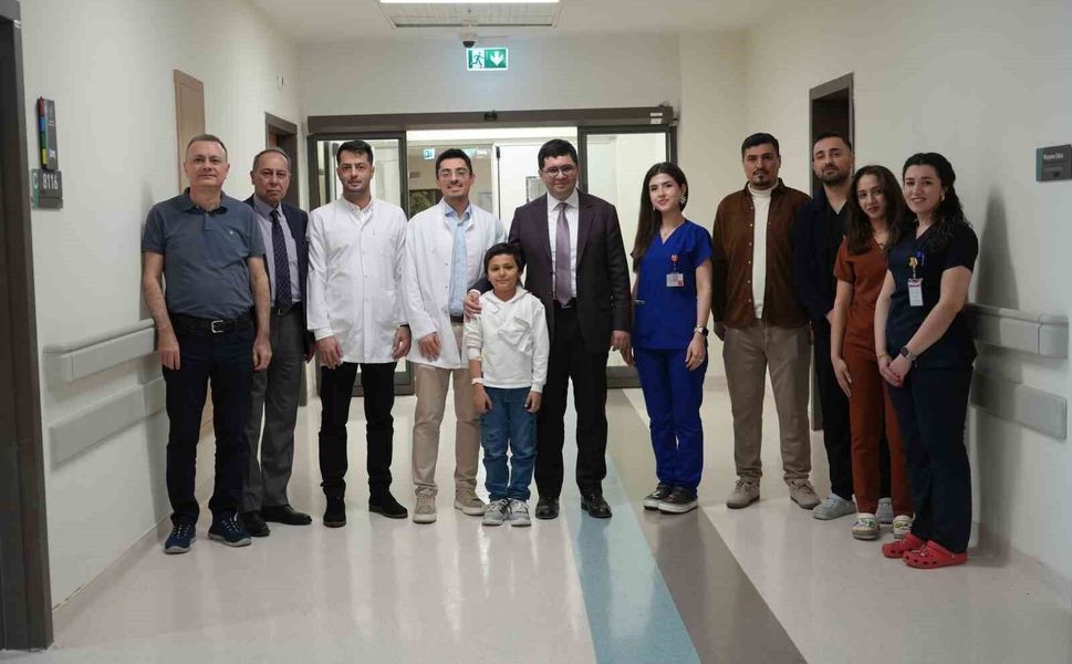 Gaziantep Şehir Hastanesi’nde umut veren operasyon: 8 yaşındaki çocuk sağlığına kavuştu