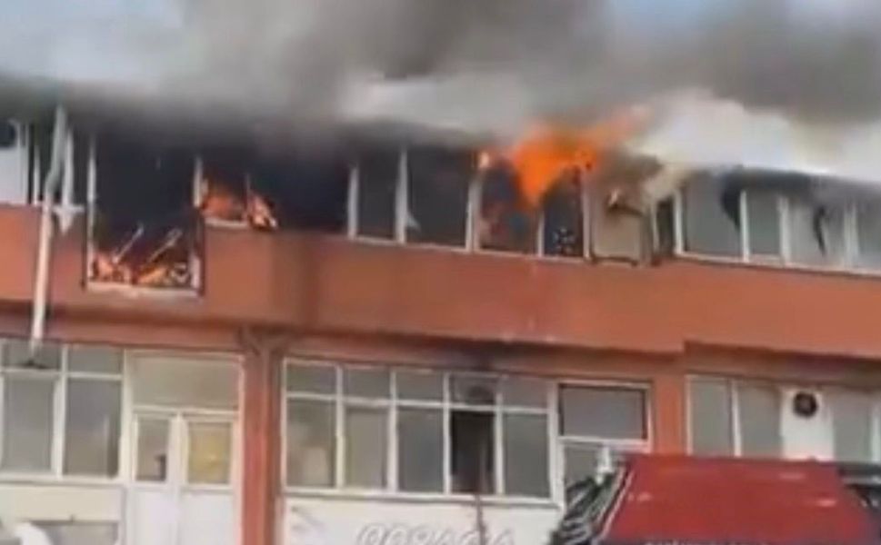 Gaziantep'te ayakkabı imalathanesinde korkutan yangın