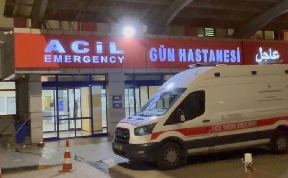 Gaziantep'te göçük altında kalarak ağır yaralanan işçi hayatını kaybetti