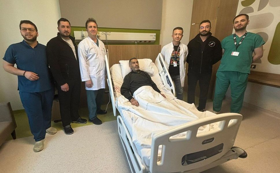 Gaziantep'te karnında 8 kiloluk böbrekle yaşayan hasta sağlığına kavuştu