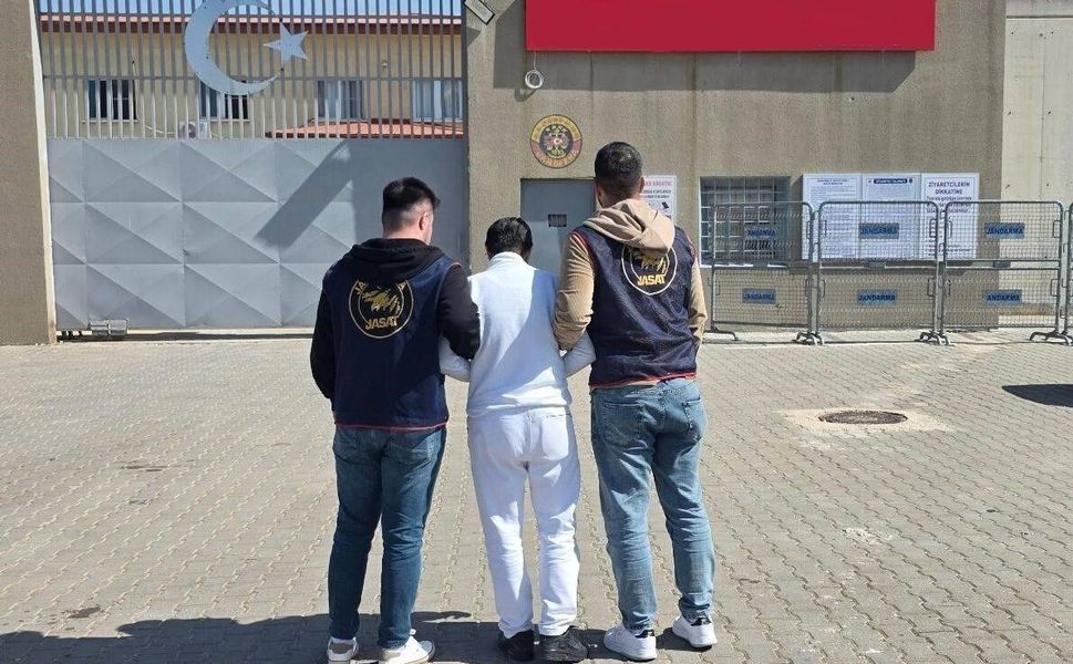 Gaziantep'te kesinleşmiş 15 yıl cezayla aranan şahıs yakalandı