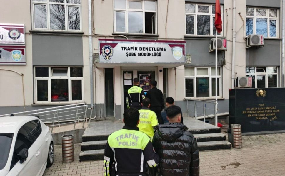 Gaziantep'te konvoy yapan 3 sürücüye 272 bin TL ceza