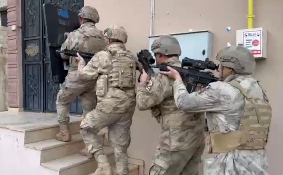 Gaziantep'te şafak vakti DEAŞ operasyonu: 4 şahıs yakalandı