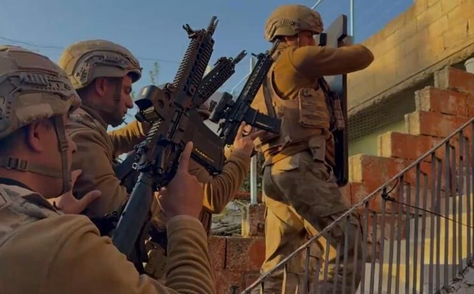 Gaziantep merkezli 8 ilde düzenlenen yasa dışı bahis operasyonlarında 81 şüpheli yakalandı