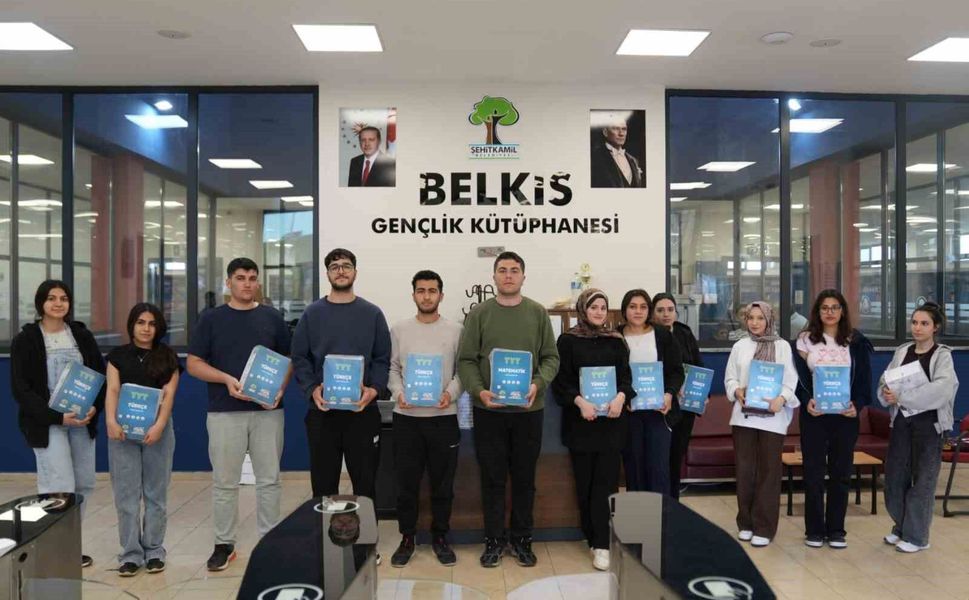 Şehitkamil'de Umut Yılmaz'dan üniversite adaylarına destek