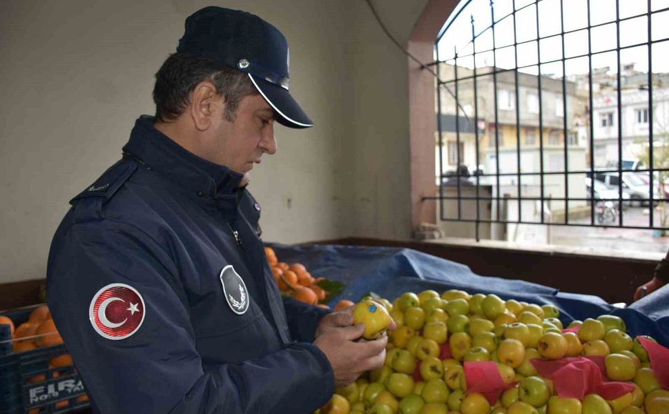 (VİDEO HABER) Gaziantep'te pazarcının hilesi pes dedirtti!