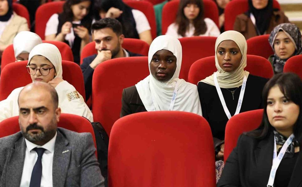 55 ülkeden 200 öğrenci Gazımoıc 2026'da bir araya geldi