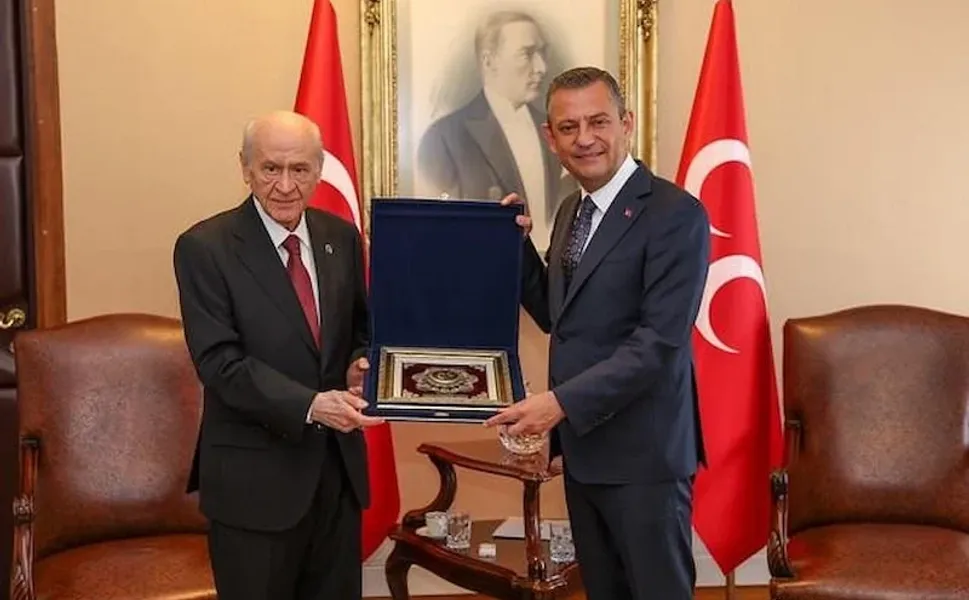 Arayıp Bayramlarını kutladı! Devlet Bahçeli, Kemal Kılıçdaroğlu ve Özgür Özel ile telefonda görüştü