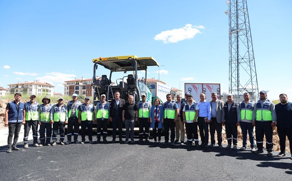 Gaziantep Büyükşehir asfalt sezonunu açtı