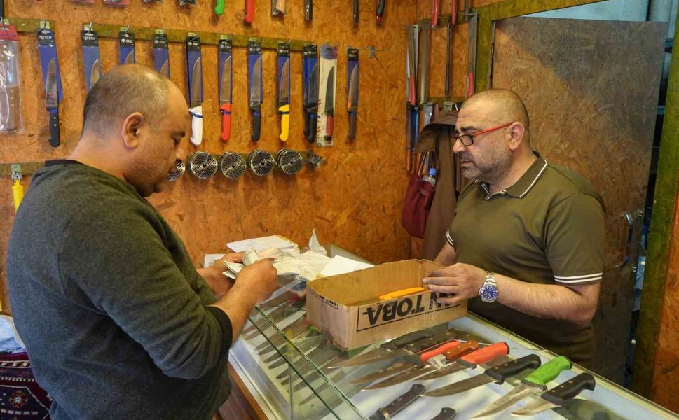 Gaziantep'te bayram öncesi randevulu bıçak bileme yoğunluğu