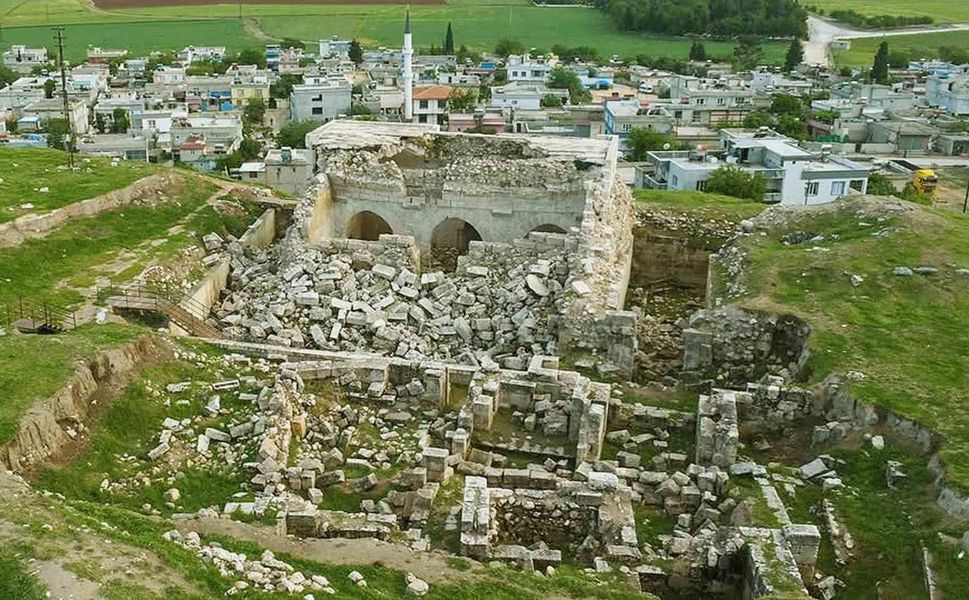 Gaziantep'te depremde hasar görmüştü! Tarihi İç Kale Camii restorasyon bekliyor