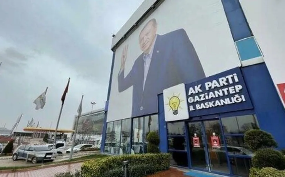 AK Parti Gaziantep'te şok istifa! O isim istifasını açıkladı...