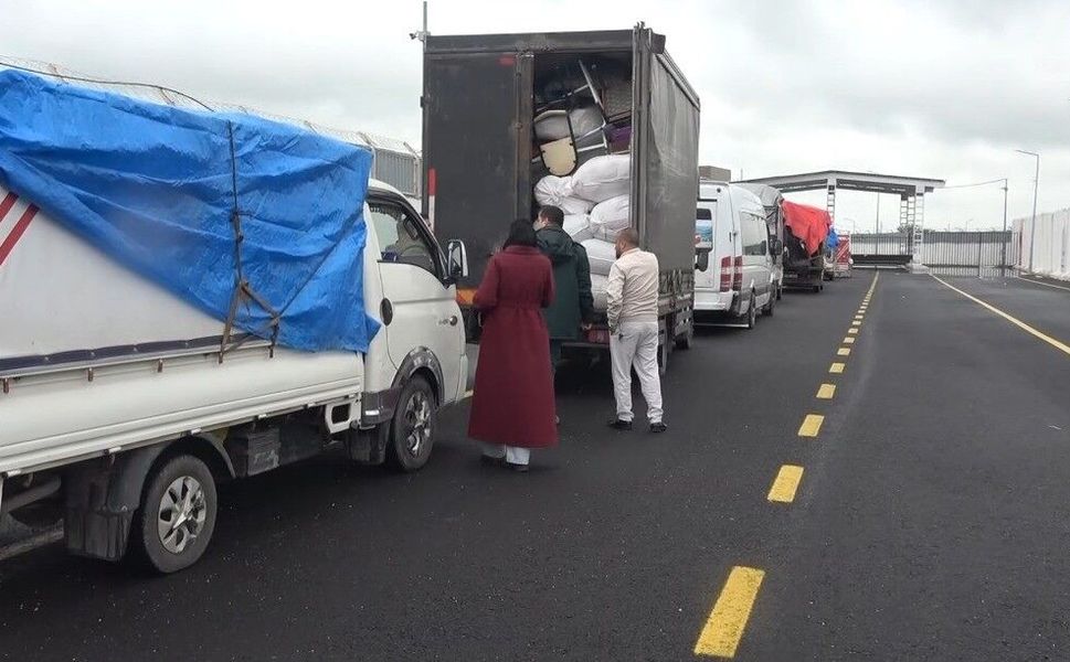 Suriyeli sığınmacıların gönüllü geri dönüşleri bayramın 3'üncü gününde de sürüyor