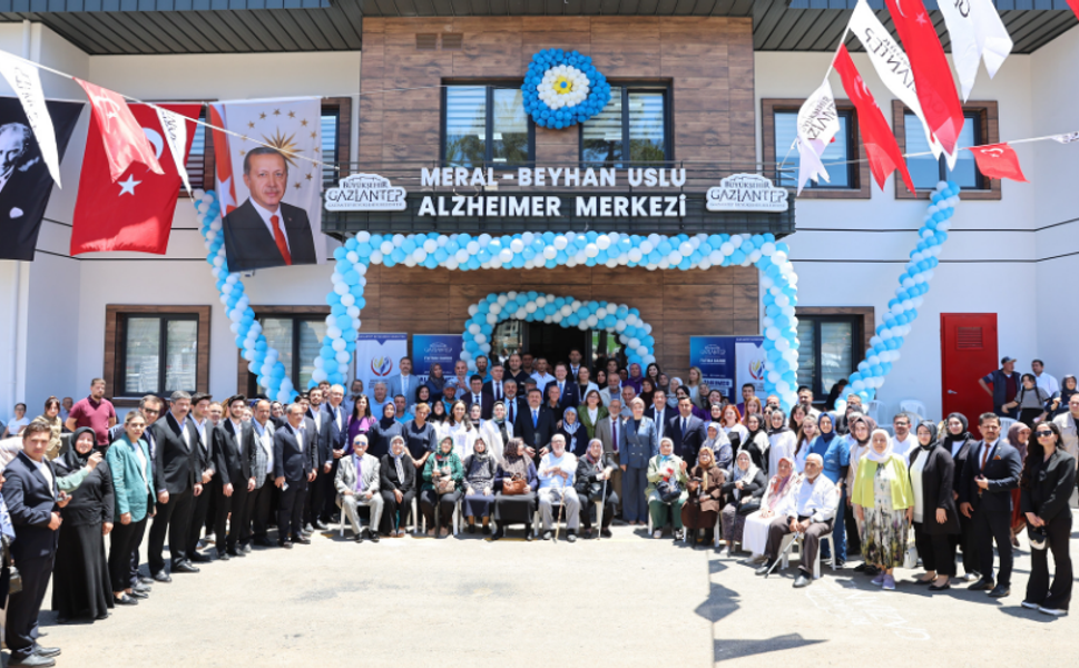 Gaziantep Büyükşehir, Meral-Beyhan Uslu Alzheimer Merkezi'ni hizmete açtı