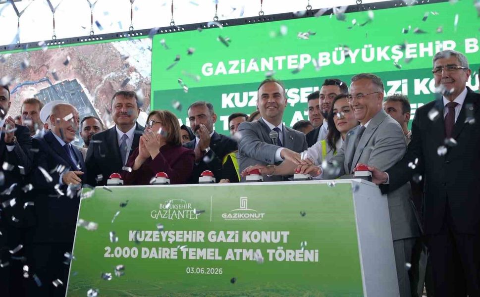 Bakan Kacır Gazi Konut tarafından yapılan 2 bin konutun temelini attı