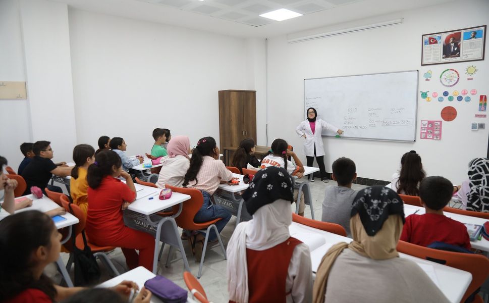Gaziantep Büyükşehir, öğrenciler için verimli bir yaz tatili programı hazırladı