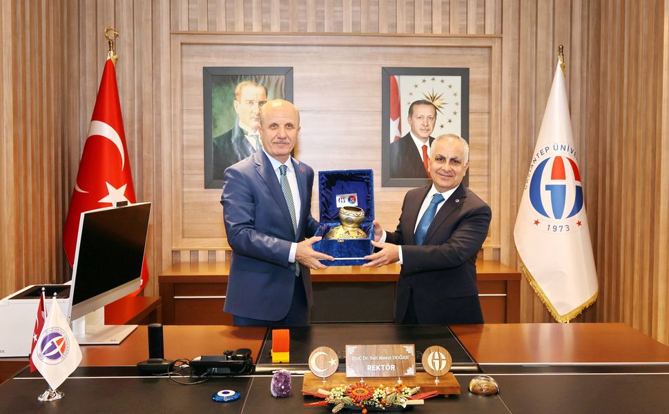 YÖK Başkanı Prof. Dr. Erol Özvar, Gaziantep Üniversitesini ziyaret etti