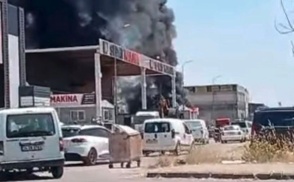 Gaziantep'te korkutan iş yeri yangını