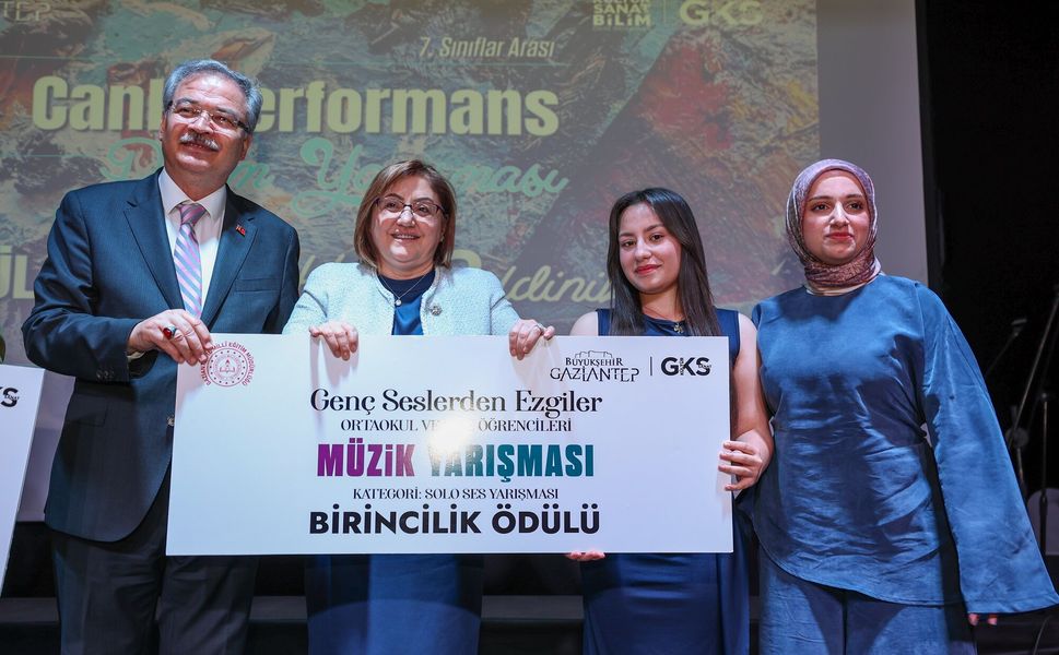 Gaziantep’te sanatla yükselen öğrenciler ödüllendirildi