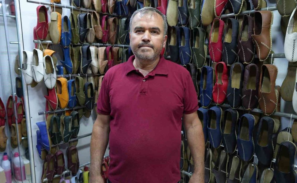 Gaziantep'te ustaların ellerinde şekillenen yemeni, raflardaki yerini alıyor