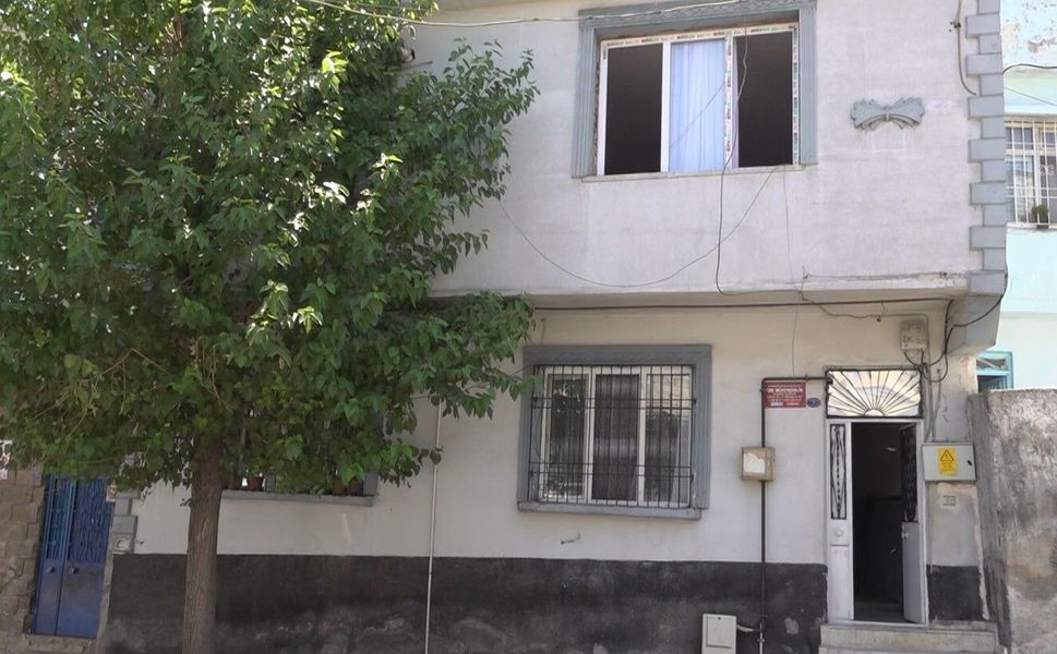 Gaziantep'te tatile giden aileye hırsız şoku: Yaklaşık 1 kilo altını çaldılar