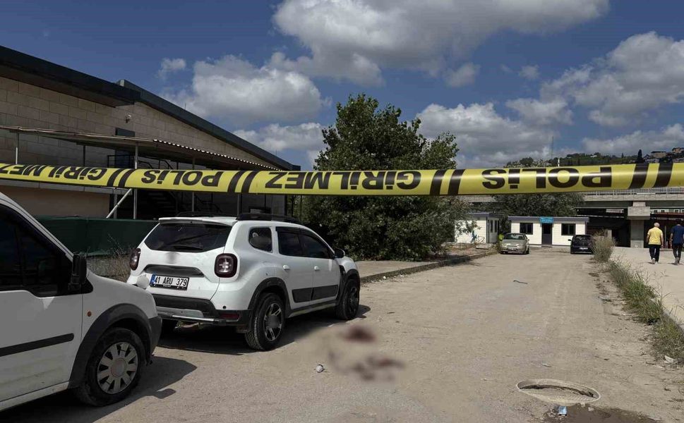Ayrılık meselesi iki aileyi karşı karşıya getirdi: 2 yaralı, 10 gözaltı