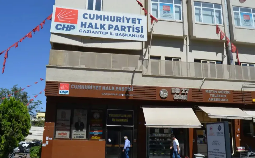 CHP Gaziantep'te yeni kriz: 10 partili kesin ihraç istemiyle disipline gönderildi
