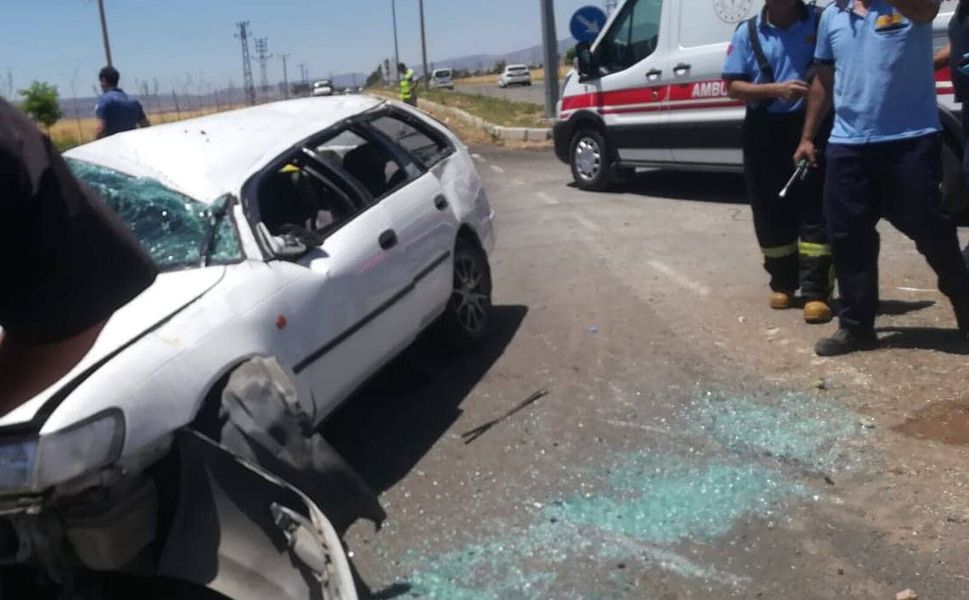 Gaziantep Araban'da trafik kazası: 2 yaralı