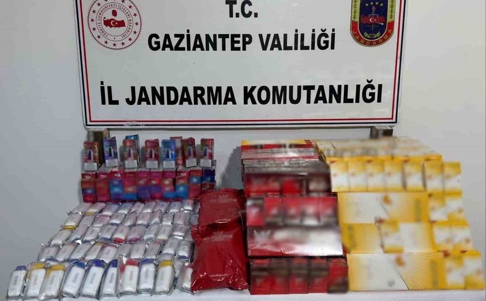 Gaziantep'te 1 milyon TL değerinde kaçak malzeme ele geçirildi: 3 gözaltı