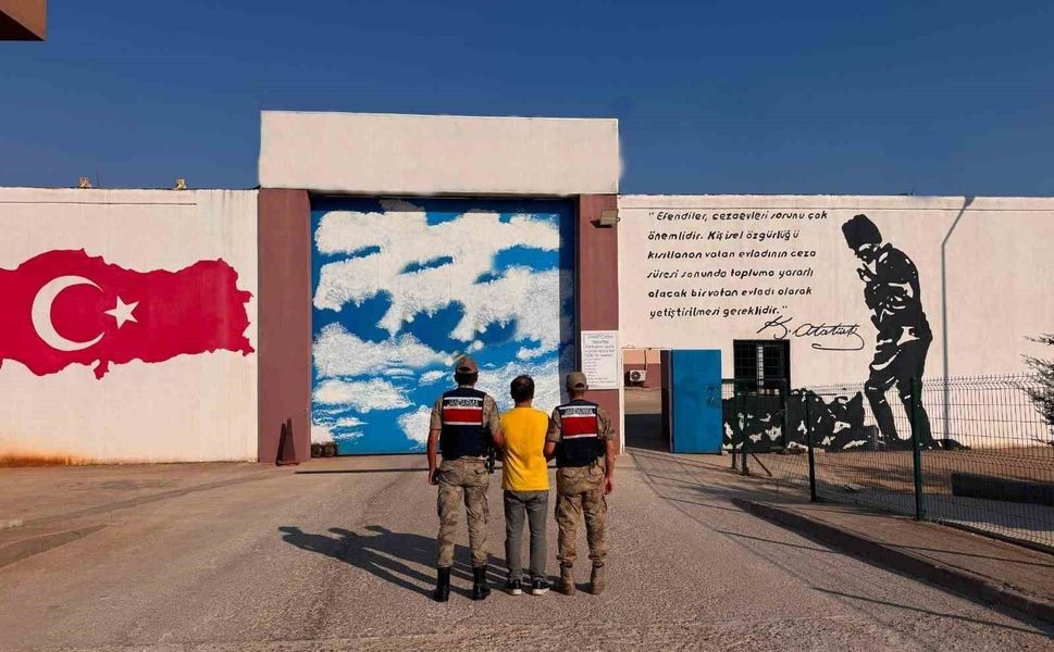 Gaziantep'te nokta operasyon! FETÖ hükümlüsü JASAT operasyonuyla yakalandı...