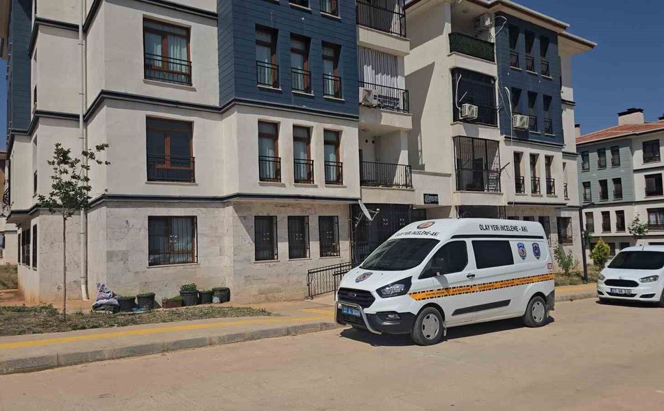 Gaziantep'te yaşlı kadını öldürüp altınlarını çalan zanlı bina görevlisi çıktı