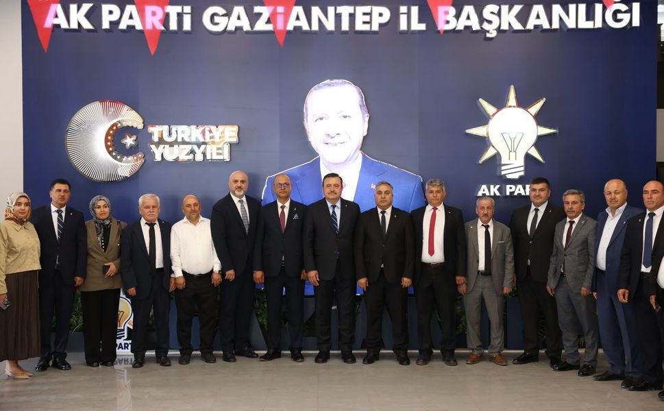 AK Parti Gaziantep, ailesini genişletiyor! AK Parti’ye 25 kişilik katılım