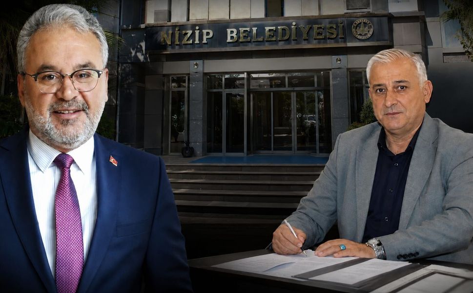 Nizip Belediyesi’nde çifte istifa: İki başkan yardımcısı CHP’den ve görevlerinden ayrıldı