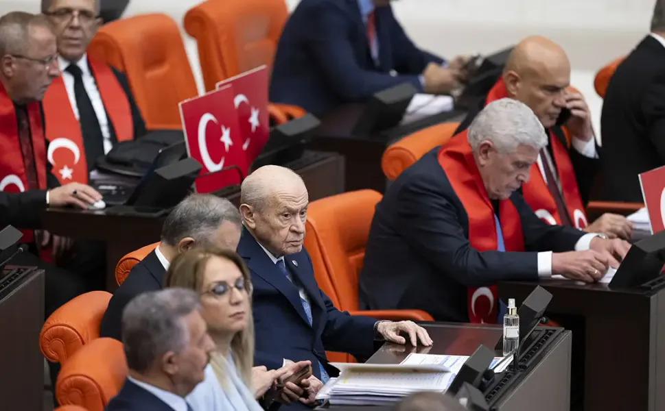 TBMM’de dikkat çeken an: Bahçeli ile Dervişoğlu selamlaşmadı