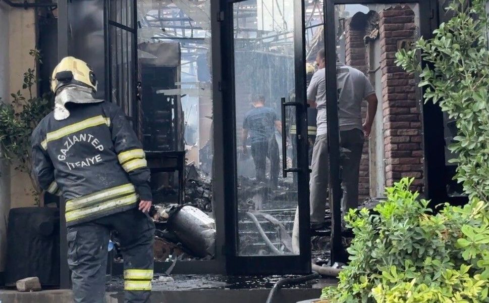 Gaziantep'te restoran yangnı: Çok sayıda ekip müdahale etti