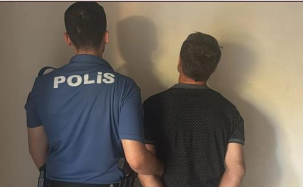 Gaziantep'te hırsızlık suçundan kesinleşmiş cezayla aranan şahıs yakalandı