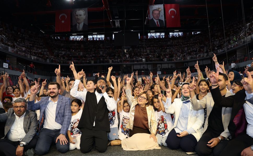 Gaziantep Büyükşehir, Yaz Okulları kapanış programı düzenledi