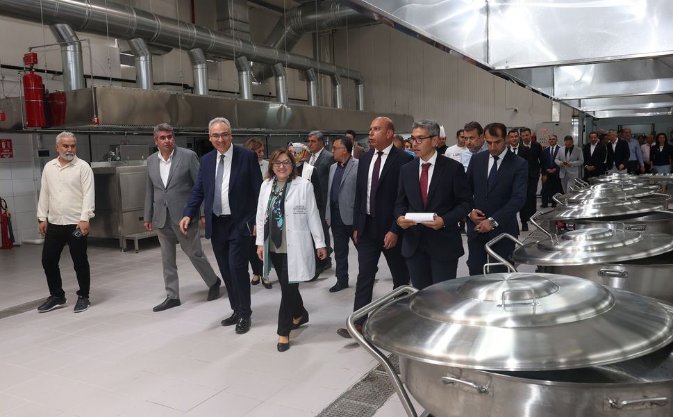 Gaziantep Büyükşehir’in modern aşevi tamamlandı